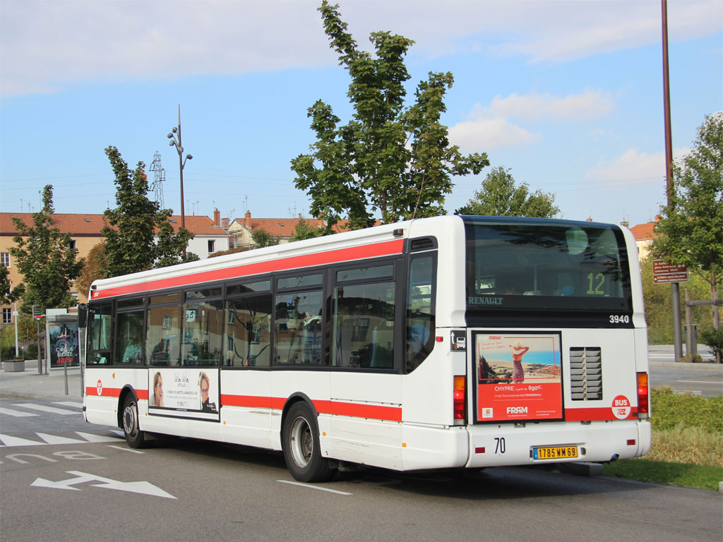 découvrez les avantages de la publicité sur bus pour promouvoir votre marque. atteignez un large public grâce à des campagnes créatives sur des supports mobiles et impactants. optimisez votre visibilité dans les transports en commun!